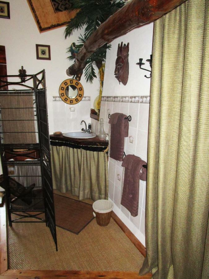 La Maison De St Victor Bed and Breakfast Saint-Victor-de-Malcap Esterno foto