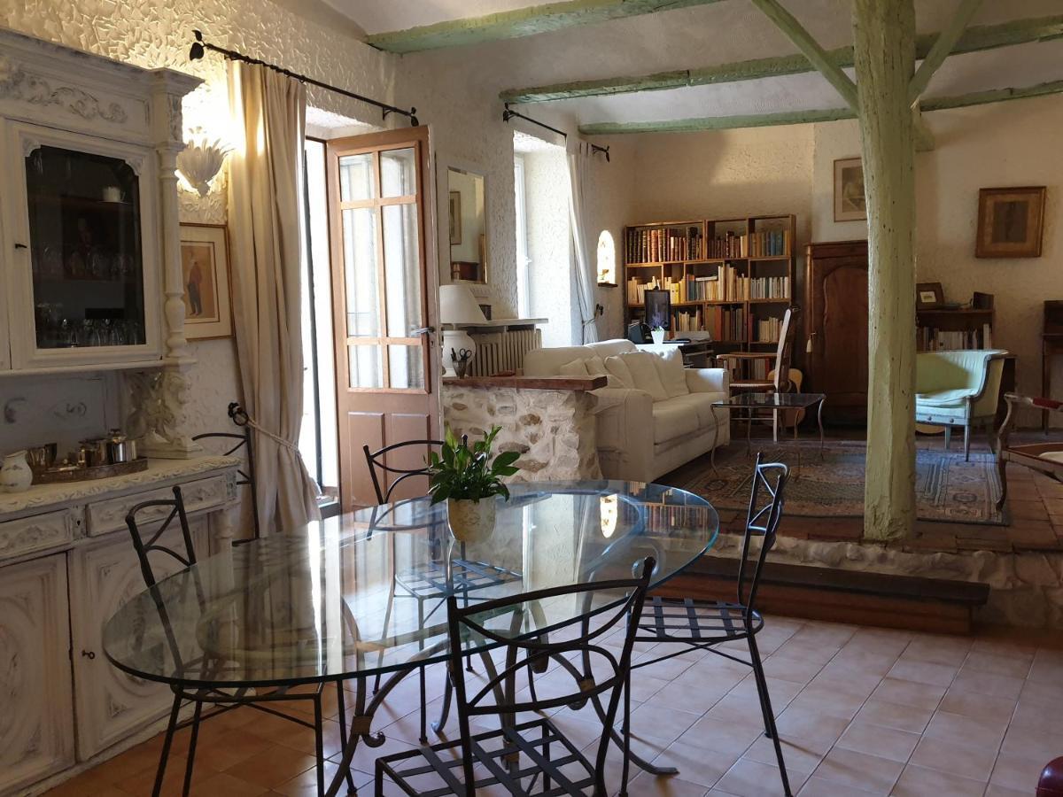 La Maison De St Victor Bed and Breakfast Saint-Victor-de-Malcap Esterno foto